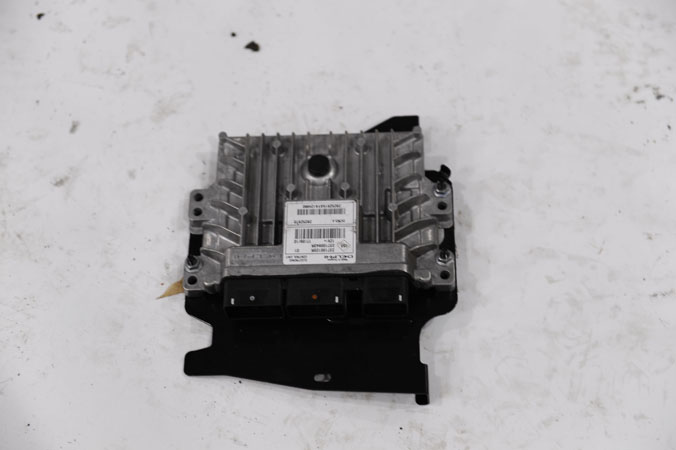 RENAULT 19 MOTOR BEYNİ